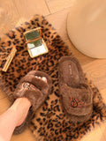PANTOUFLES REF 241